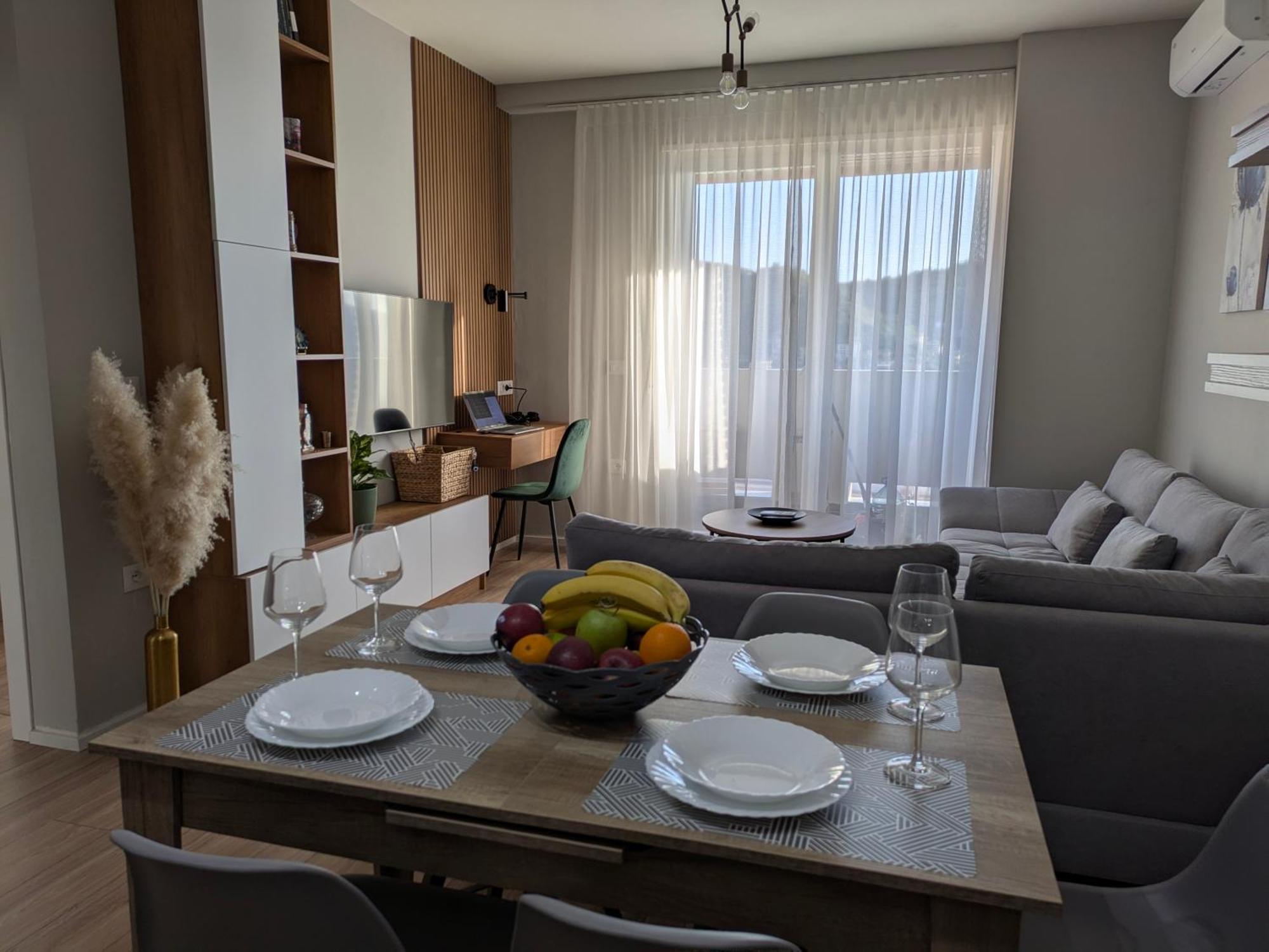 Golden View Apartment Tirana